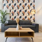 Daire Perchoir, Cathedral, Hypercenter, Air Conditioned *